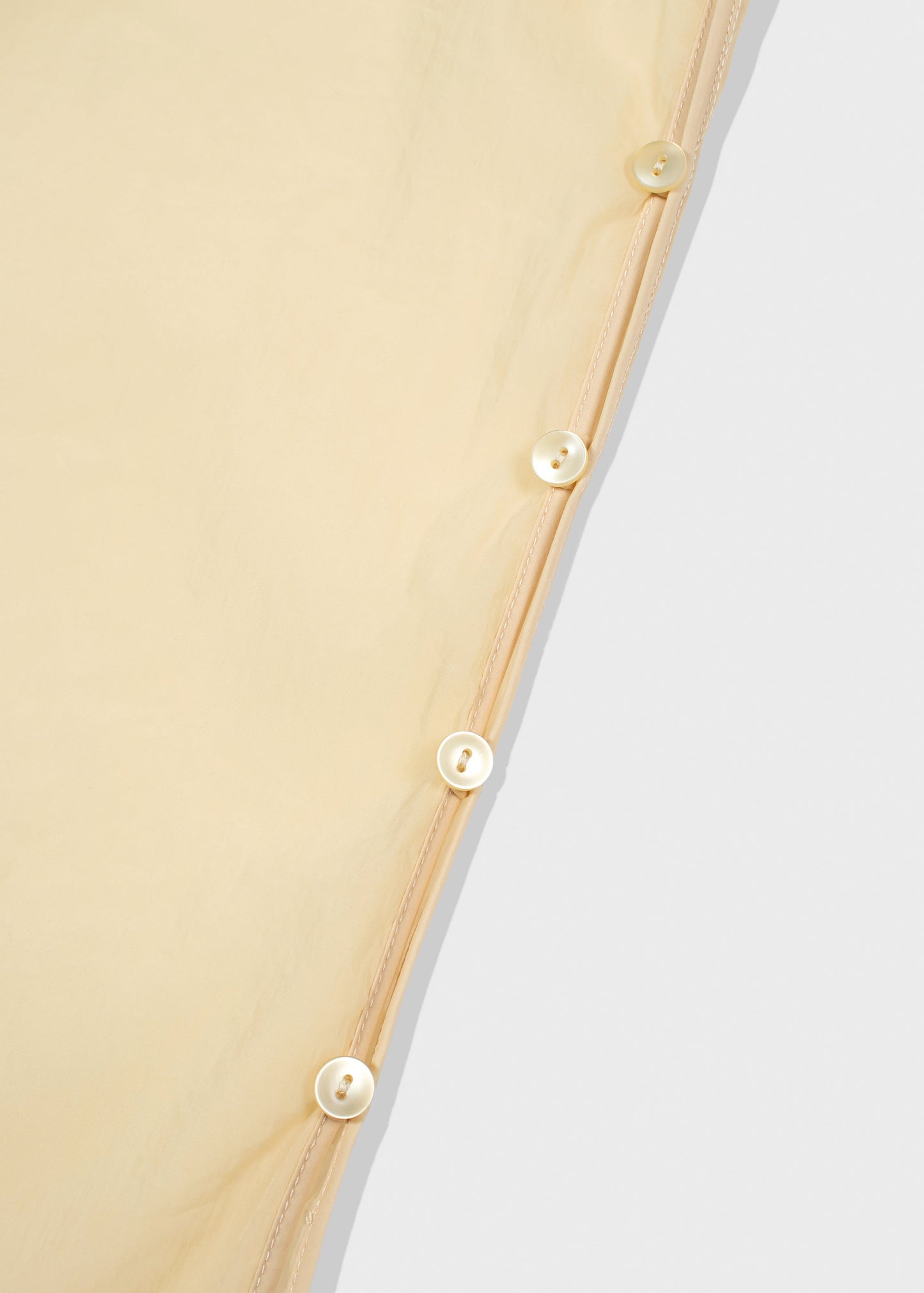 LOW CLASSIC SEE-THROUGH BUTTON LOOP SKIRT - BEIGE