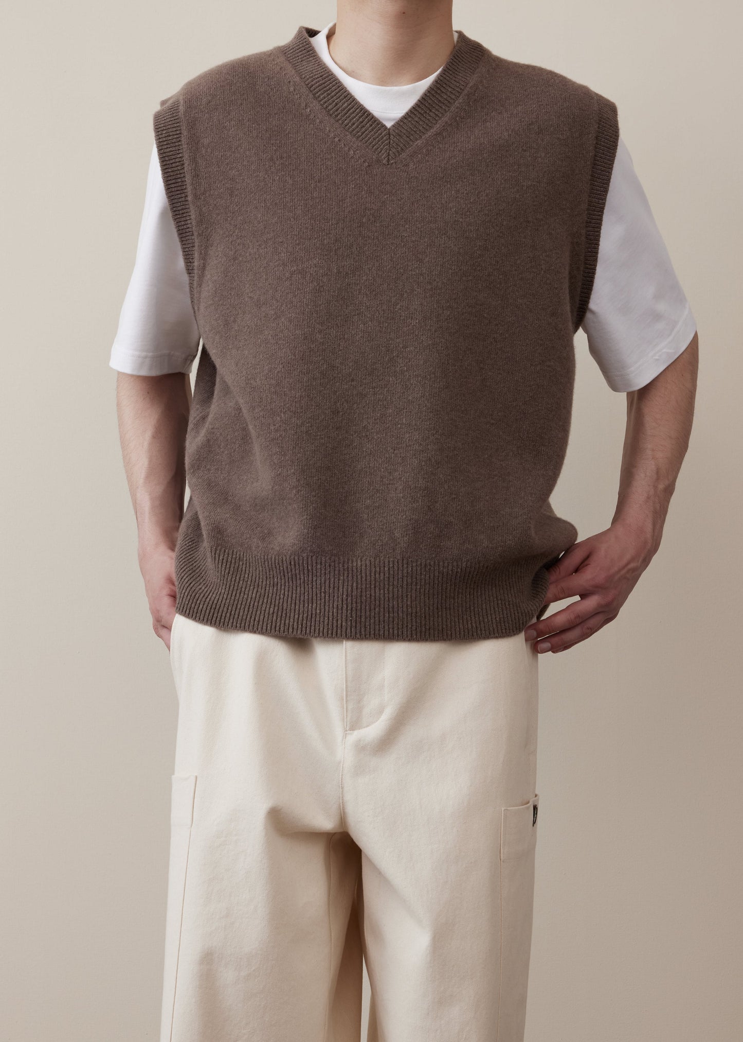 RÓHE MEN KNITTED BOILED WOOL GILET - TAUPE MELANGE