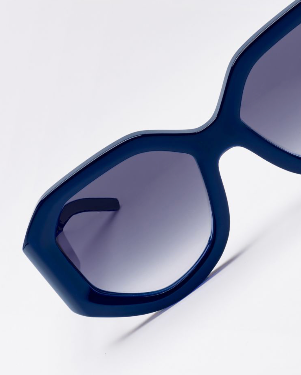 EMMANUELLE KHANH SUNGLASSES 3082