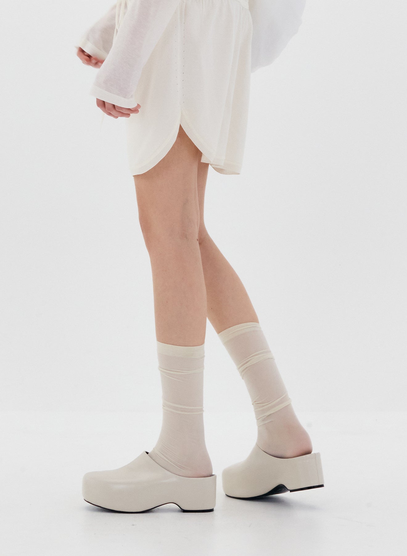 LOW CLASSIC PLATFORM MULE - WHITE
