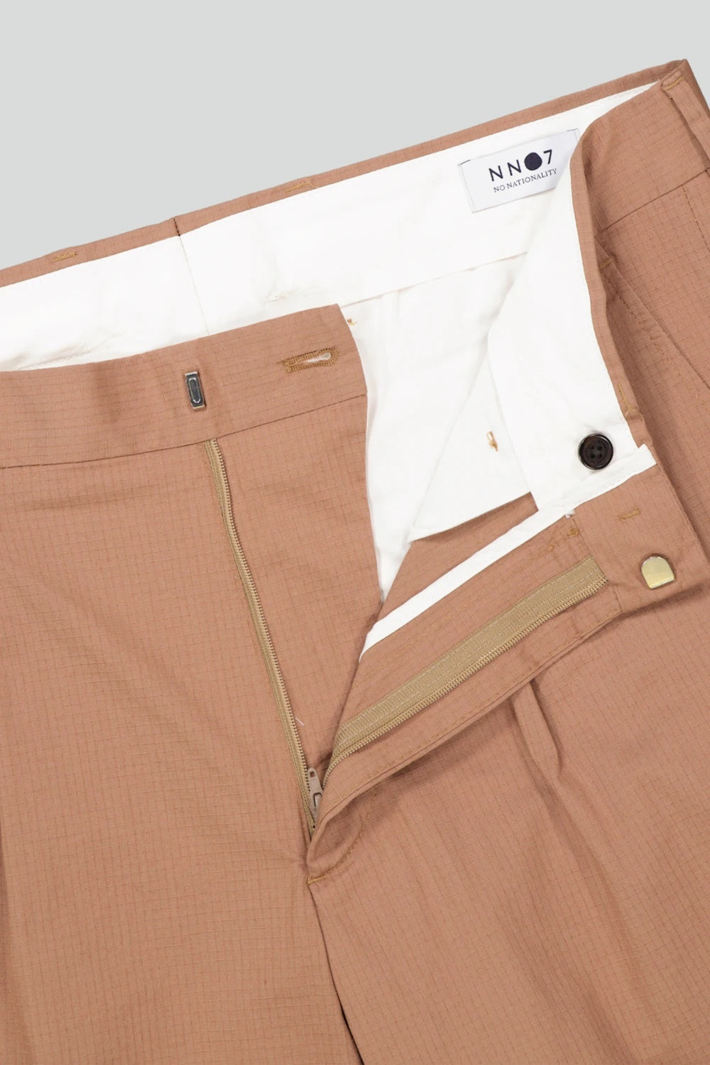 NN07 BILL RELAXED FIT TECH FABRIC TROUSER - NOUGAT