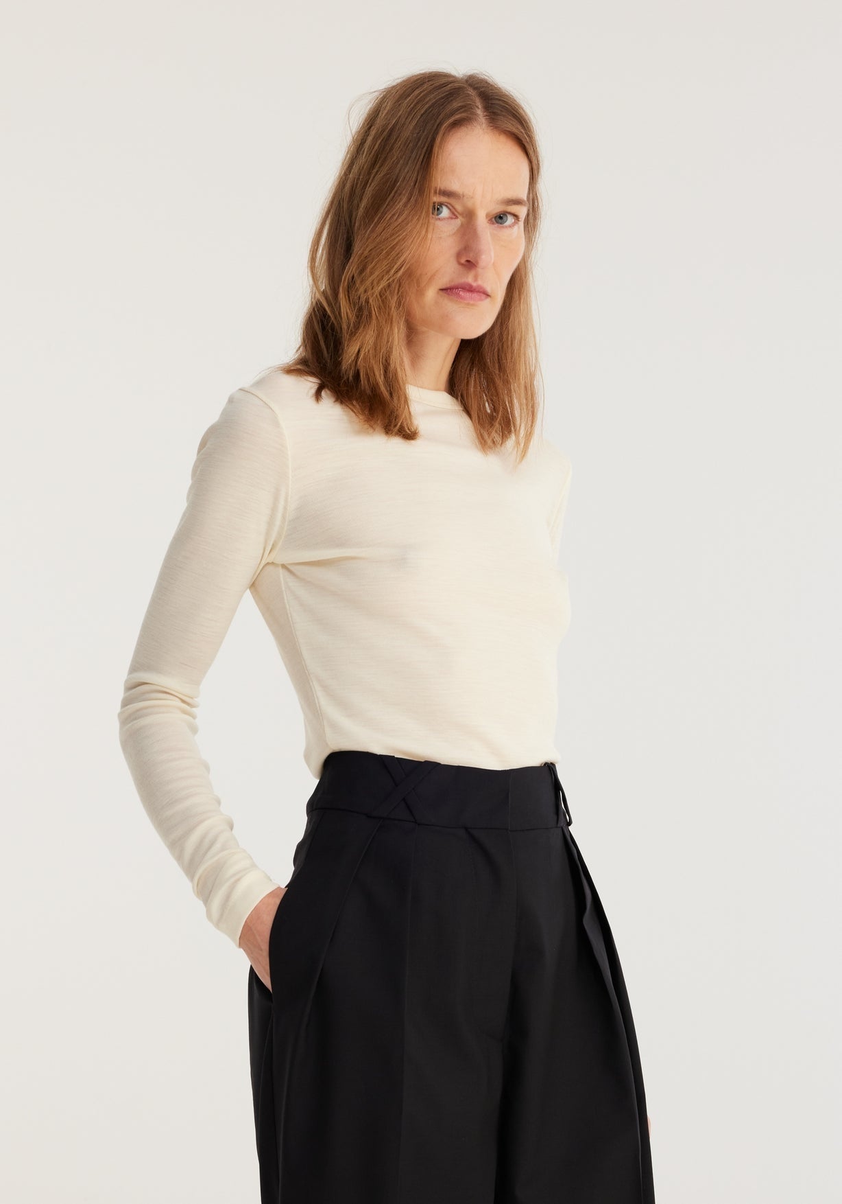RÓHE FINE MERINO LONG SLEEVE - OFF WHITE