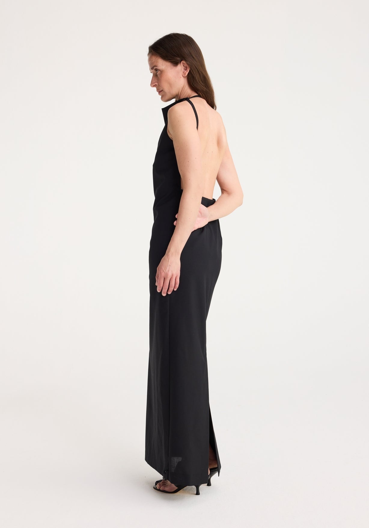 RÓHE SLEEVELESS OPEN BACK DRESS - BLACK
