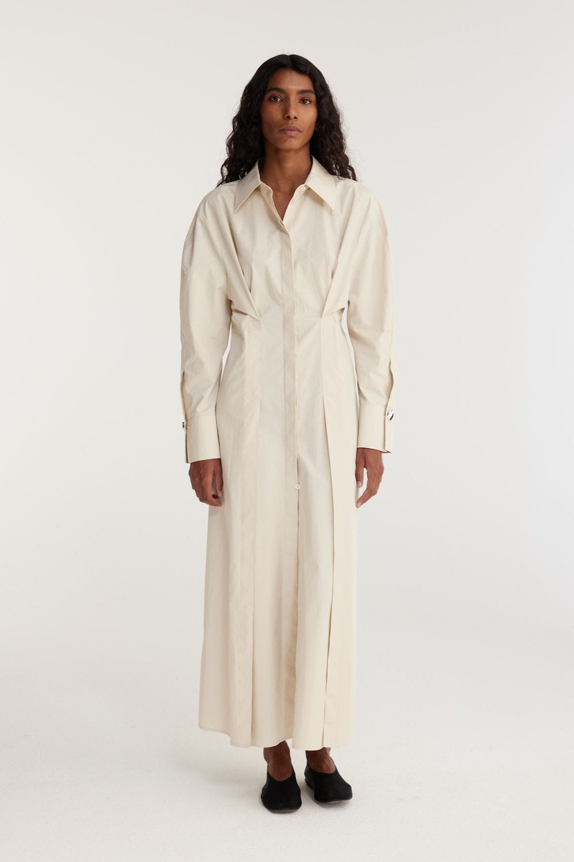 RÓHE WAISTED POPLIN DRESS - SAND