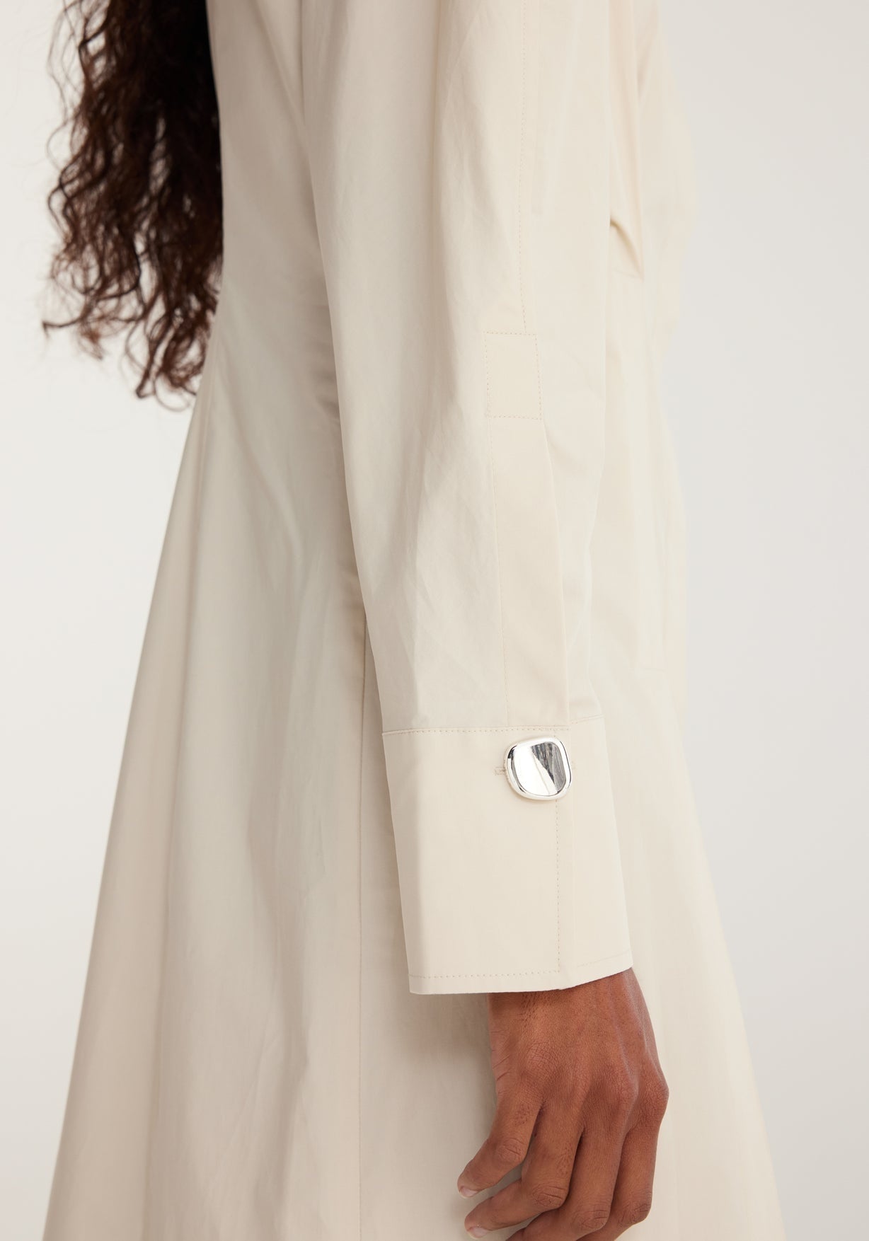 RÓHE WAISTED POPLIN DRESS - SAND