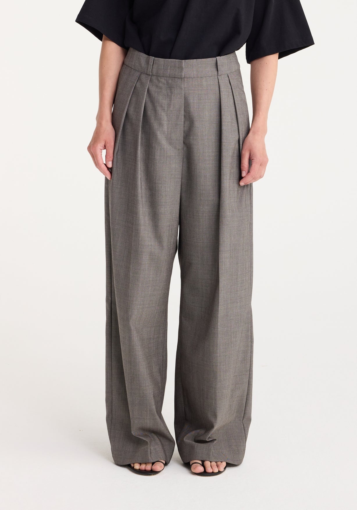RÓHE WIDE LEG TAILORED TROUSERS - BICOLOR BLACK / CREME
