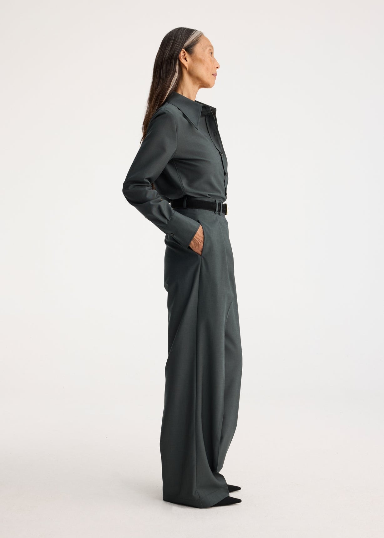 RÓHE FITTED LIGHT WOOL SHIRT - BOTTLE GREEN