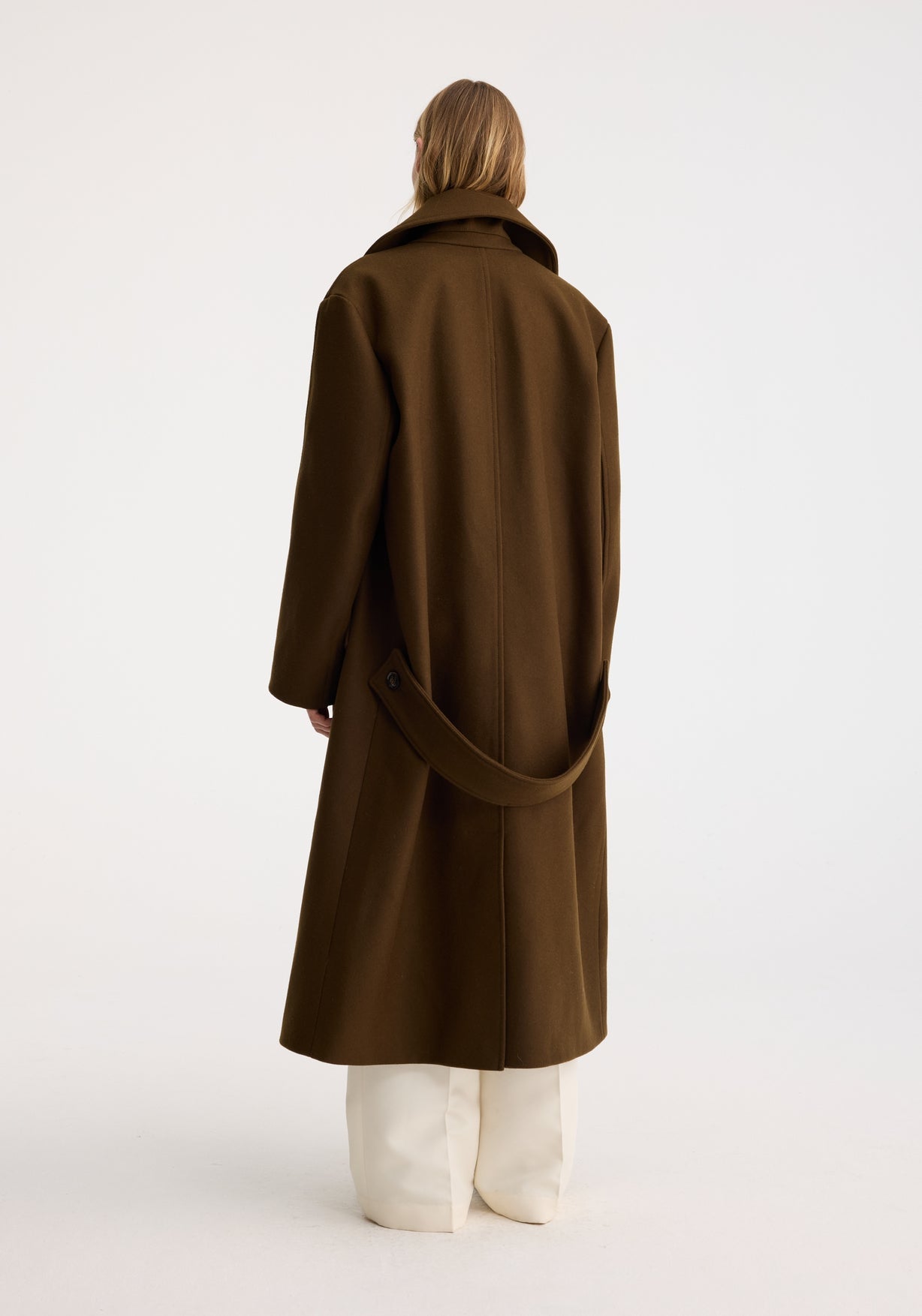 RÓHE OVERSIZED DOUBLE BREASTED COAT - OLIVE