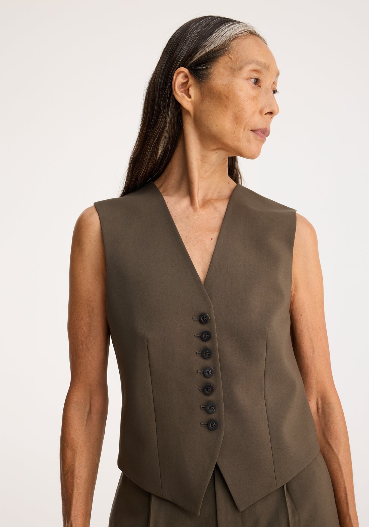 RÓHE SHAPED WAISTCOAT - EARTH