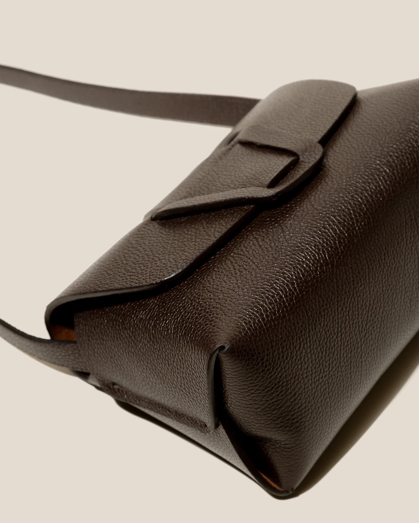 HEREU MABRA GRAINY CROSSBODY BAG