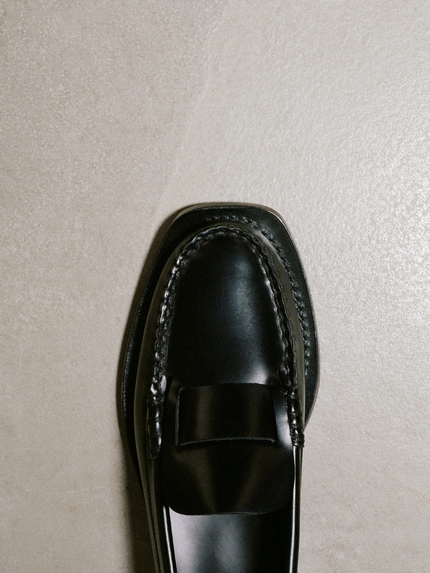 HEREU MEN SINEU INTERLACE SLIP ON LOAFER - BLACK