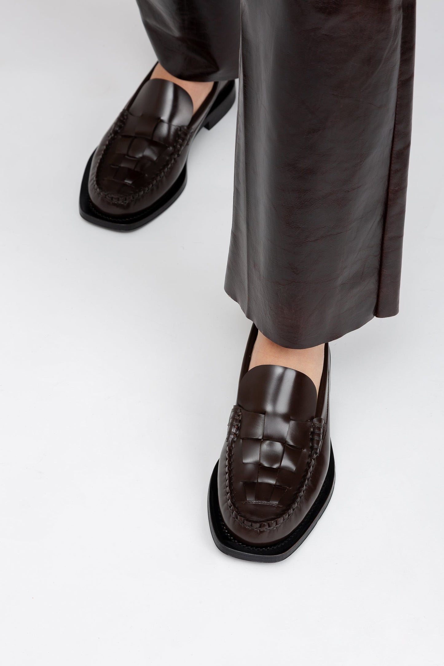 HEREU NOMBELA INTERLACED SLIP ON LOAFER - DARK BROWN