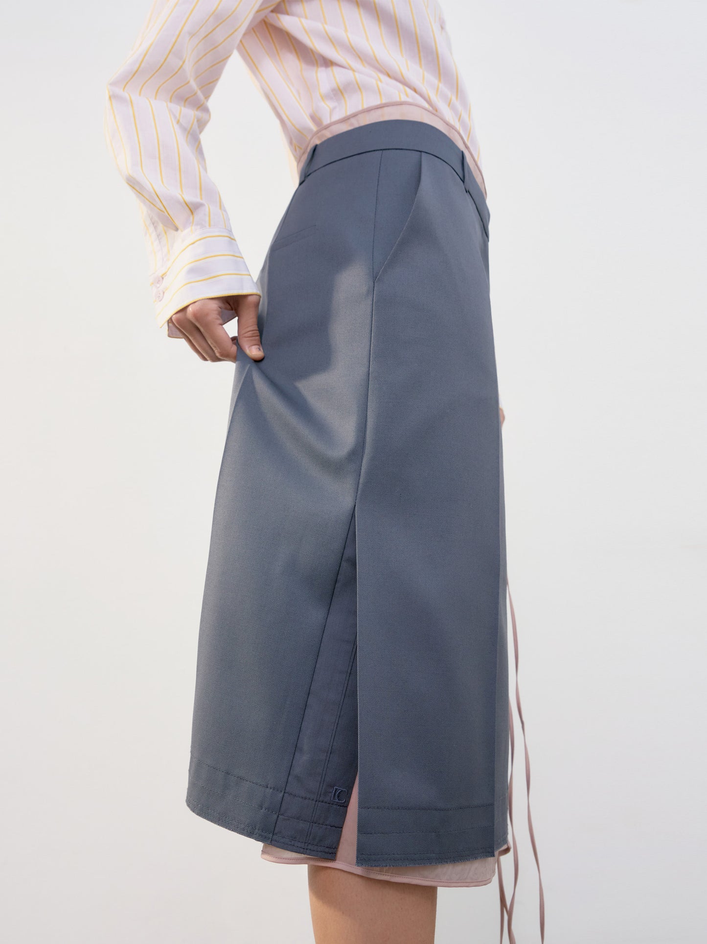 LOW CLASSIC H-LINE SKIRT - GREY
