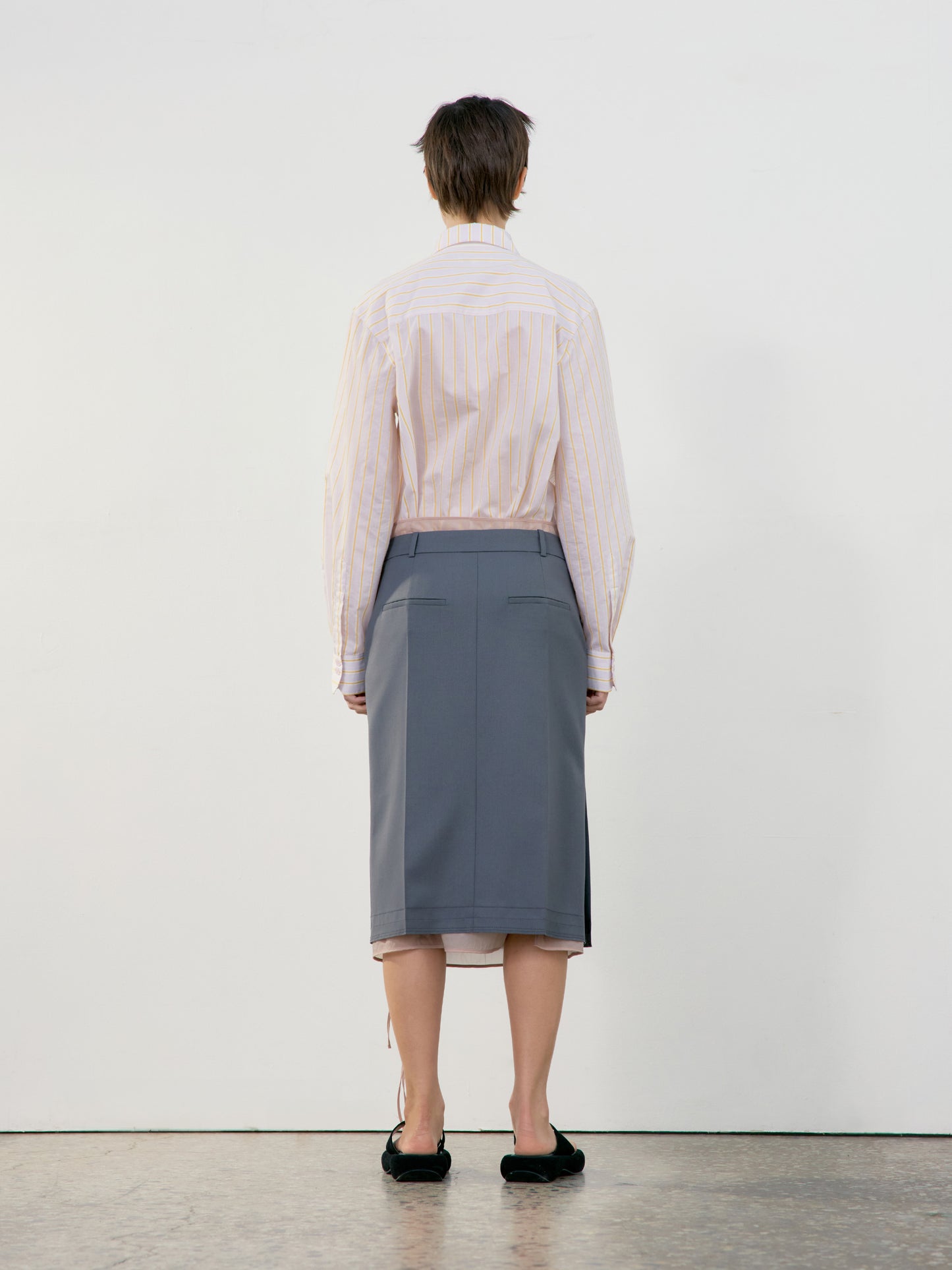 LOW CLASSIC H-LINE SKIRT - GREY