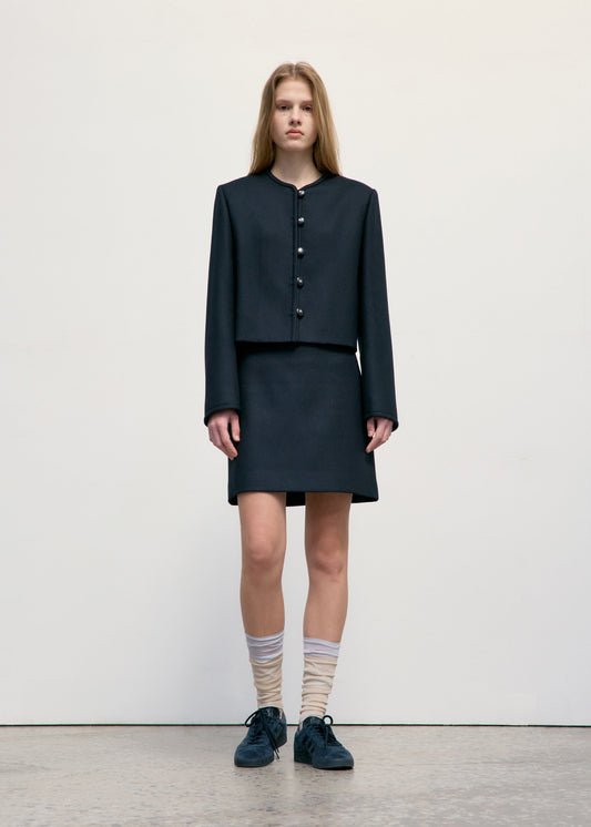 LOW CLASSIC ROUND NECK SHORT JACKET - BLACK