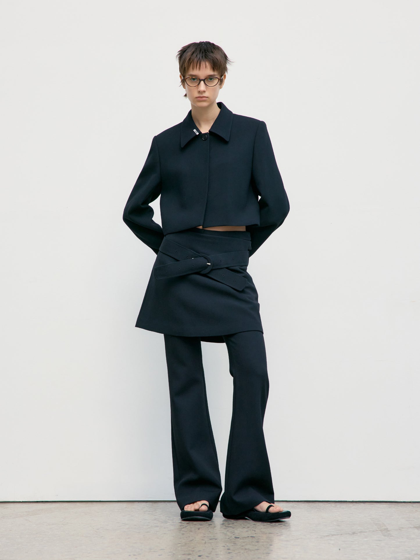 LOW CLASSIC SHORT JACKET - BLACK