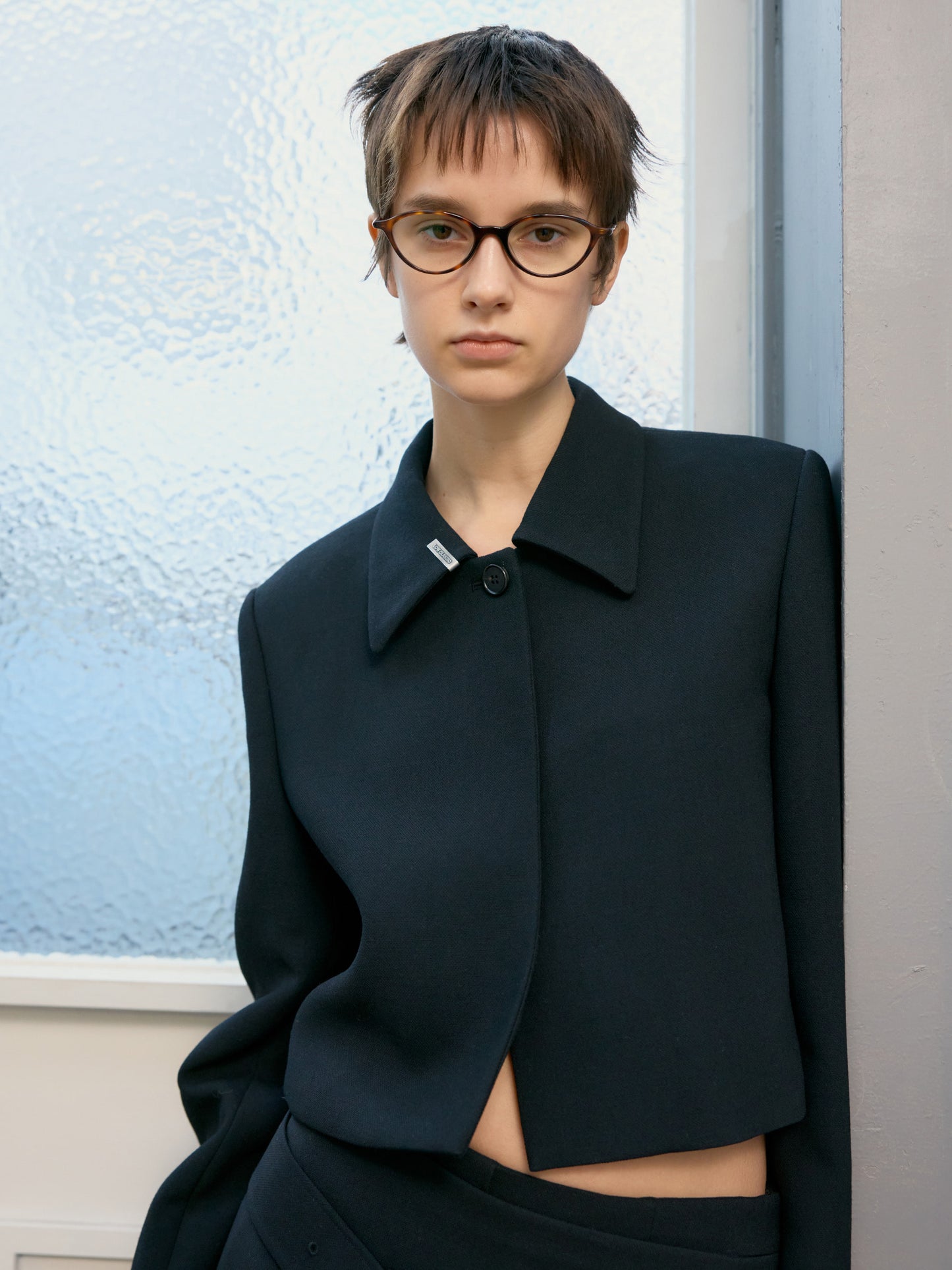 LOW CLASSIC SHORT JACKET - BLACK