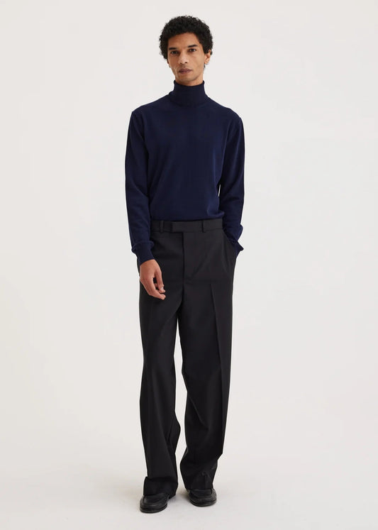 RÓHE MEN TAILORED WIDE LEG TROUSERS - NOIR