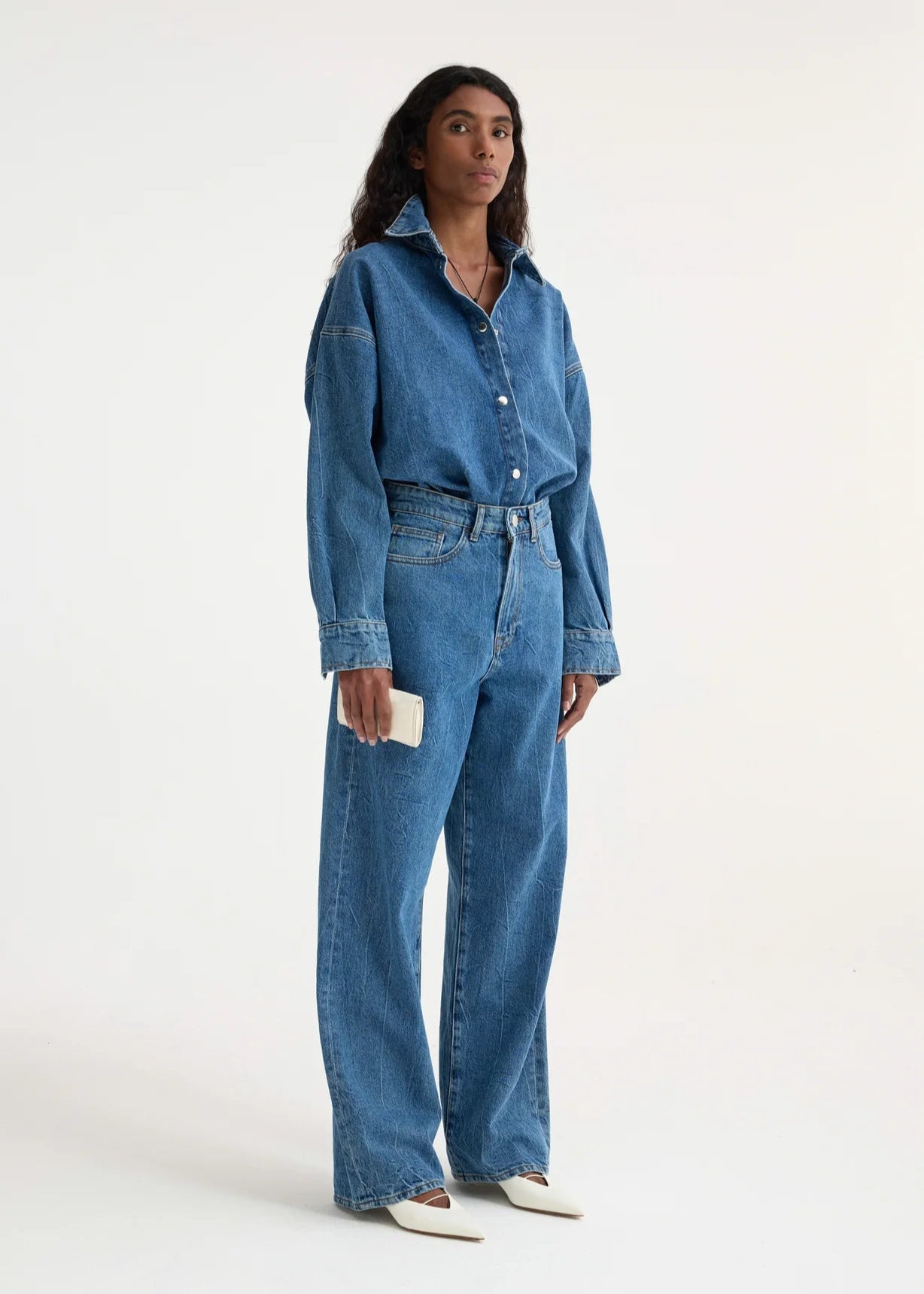 RÓHE BAGGY FIT DENIM - MID DENIM BLUE