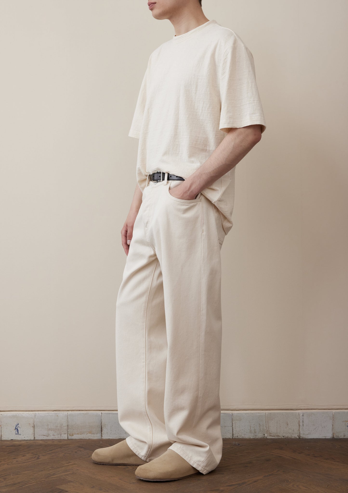 RÓHE MEN RELAXED LEG JEANS - NATURAL WHITE
