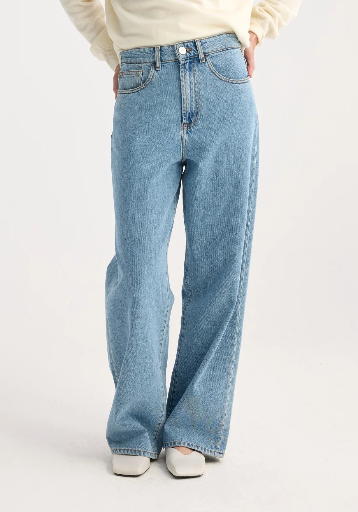 RÓHE RELAXED WIDE LEG DENIM - DENIM BLUE