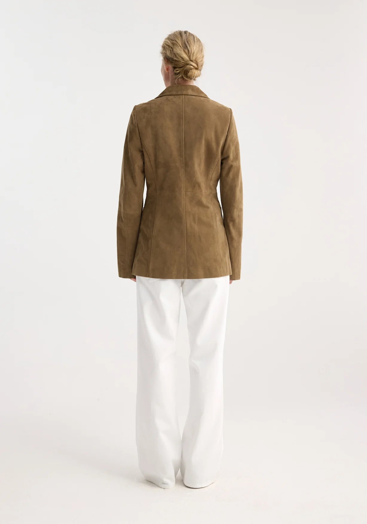 RÓHE SUEDE BLAZER WITH PATCH POCKETS - LIGHT KHAKI