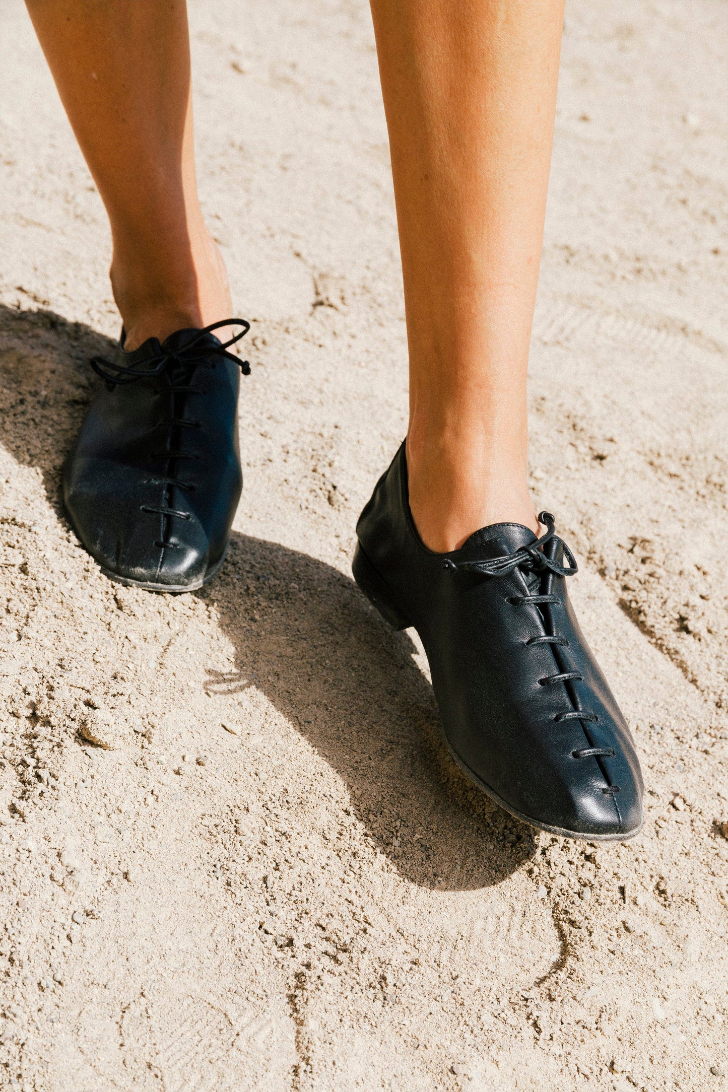HEREU MEN PLEGADA LACE UP SHOE - BLACK