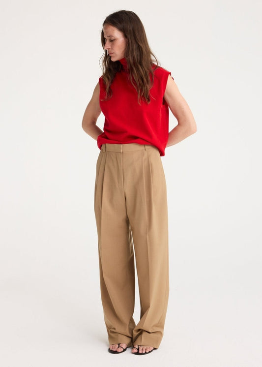 RÓHE WIDE LEG PLEATED TROUSERS - FAWN