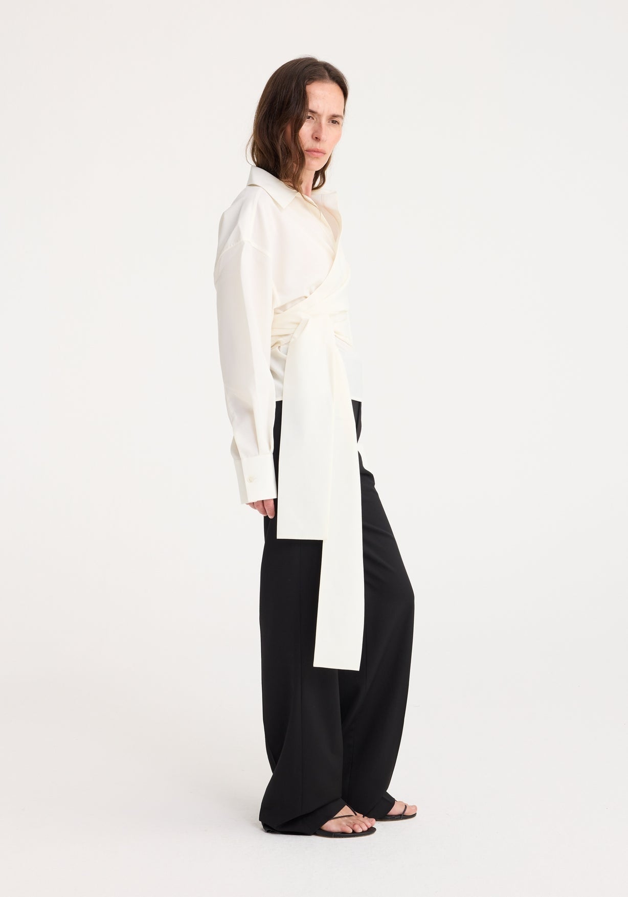 RÓHE WRAP SHIRT - OFF WHITE