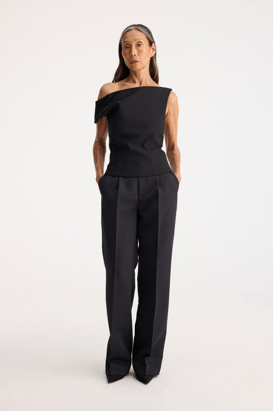 RÓHE SCULPTURAL ASYMMETRICAL TOP - BLACK